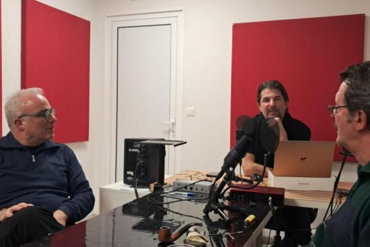 «Ανάγωγες Κουβέντες» με τον Νίκο Παπαδογιάννη